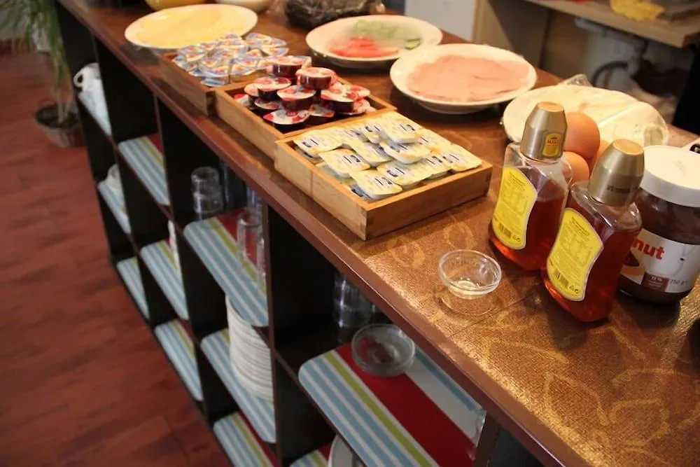 本特利酒店 Schaerbeek 酒店