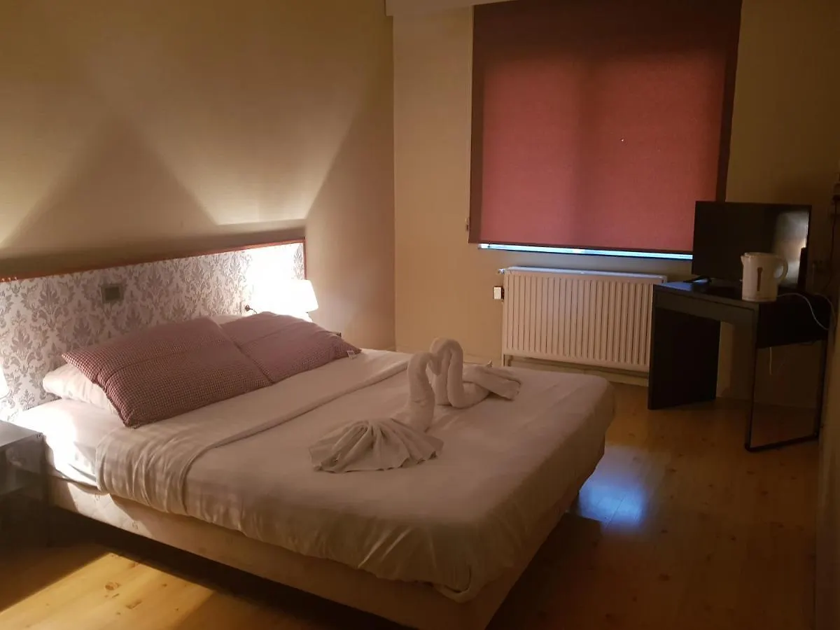 本特利酒店 Schaerbeek 2*,  比利时